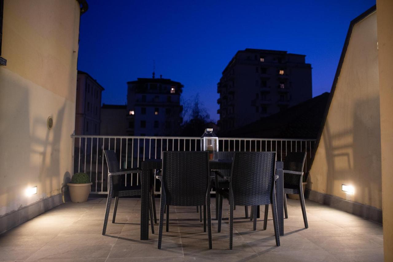Sweet House Meda Apartment Милано Екстериор снимка