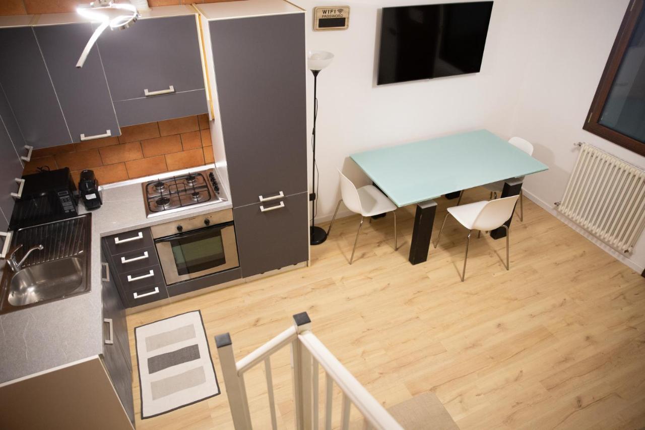 Sweet House Meda Apartment Милано Екстериор снимка